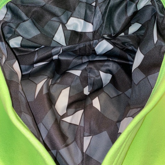 Puma Hooded Sweatshirt Hoodie (Boys’ XL) - Picture 3 of 5